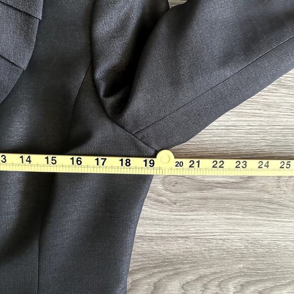 Le Suit Black Blazer – Women’s Size 10 - Picture 8 of 9